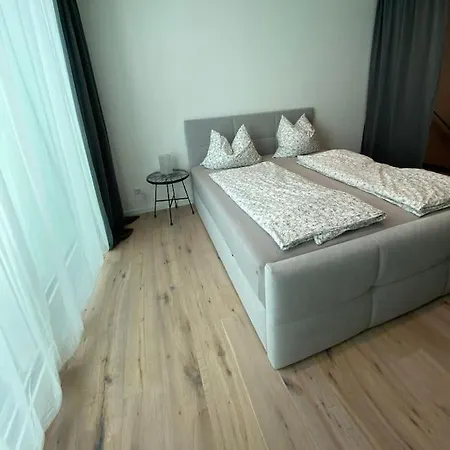 Atelierhaus Zentrum,ruhig,ht Herzlich Willkommen Апартаменты Ингольштадт