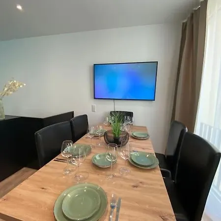 Atelierhaus Zentrum,ruhig,ht Herzlich Willkommen Апартаменты Ингольштадт