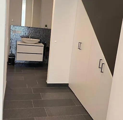 Atelierhaus Zentrum,ruhig,ht Herzlich Willkommen *