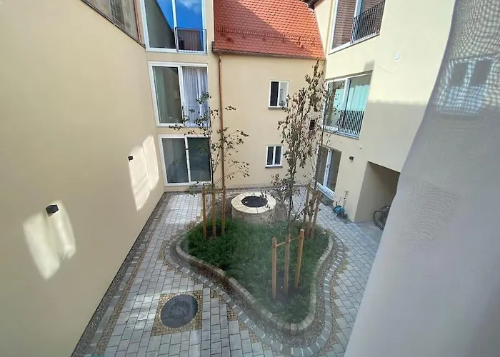 Atelierhaus Zentrum,ruhig,ht Herzlich Willkommen Апартаменты Ингольштадт