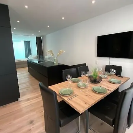 Apartment Atelierhaus Zentrum,ruhig,100 Meter Vom Rathausplatz Ingolstadt