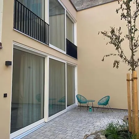 Apartment Atelierhaus Zentrum,ruhig,100 Meter Vom Rathausplatz Ingolstadt