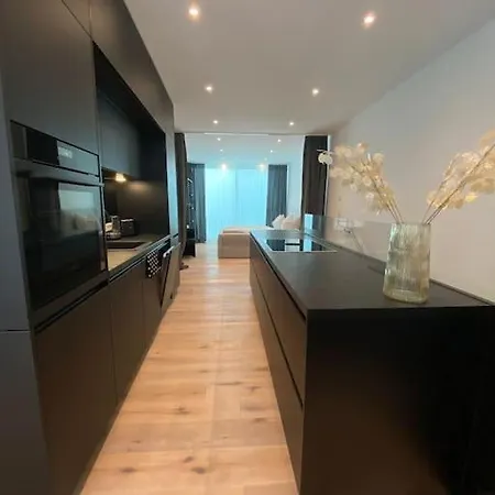 Atelierhaus Zentrum,ruhig,ht Herzlich Willkommen
