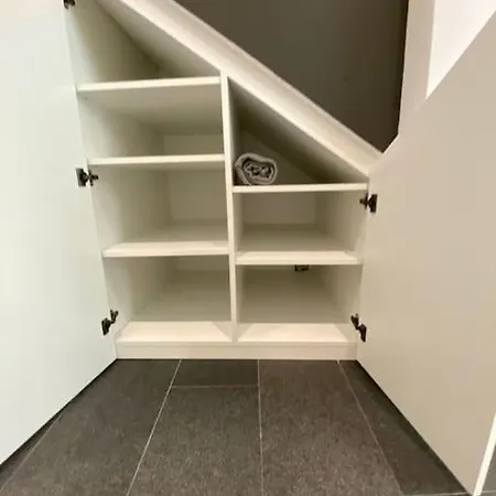 Atelierhaus Zentrum,ruhig,100 Meter Vom Rathausplatz Apartment *